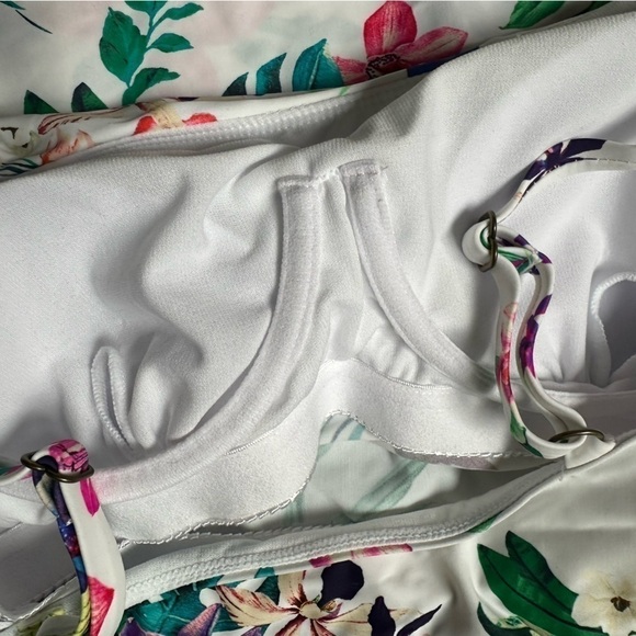 Island Escape Tankini Swimsuit Top Underwire Removable Pads Floral 8 Full Bust - Picture 6 of 13